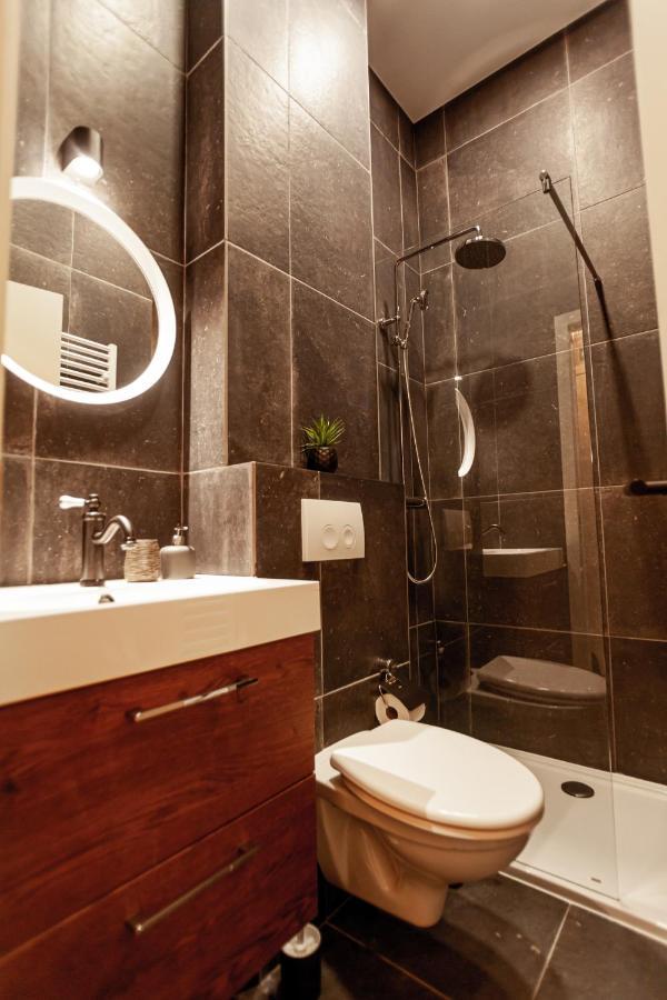 Luxury Suites Palace By Rikas Hotels Antwerp Exterior photo
